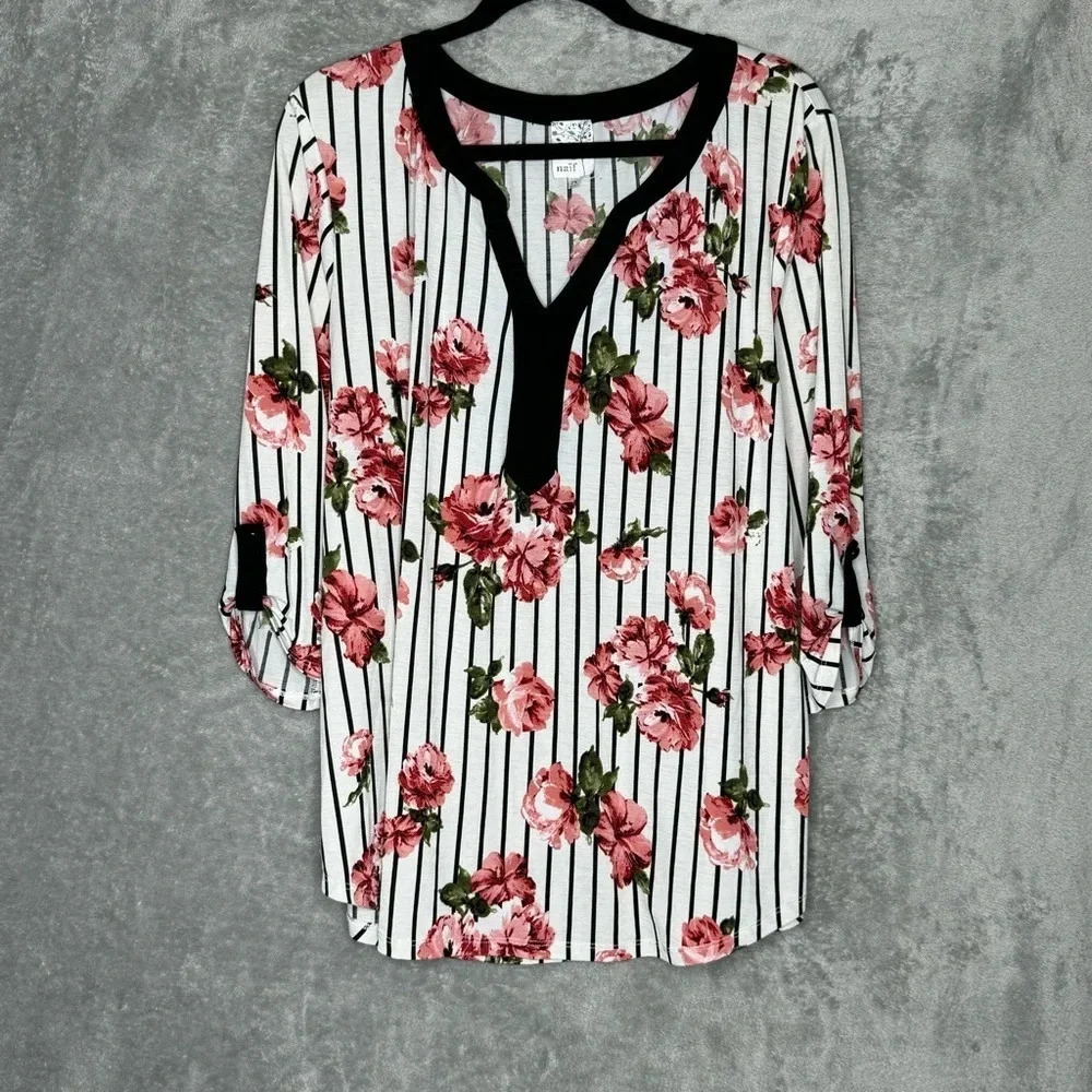 Naïf 2X Shirt Top White Striped Floral Faux Tab 3/4 Sleeve V Neck Stretch